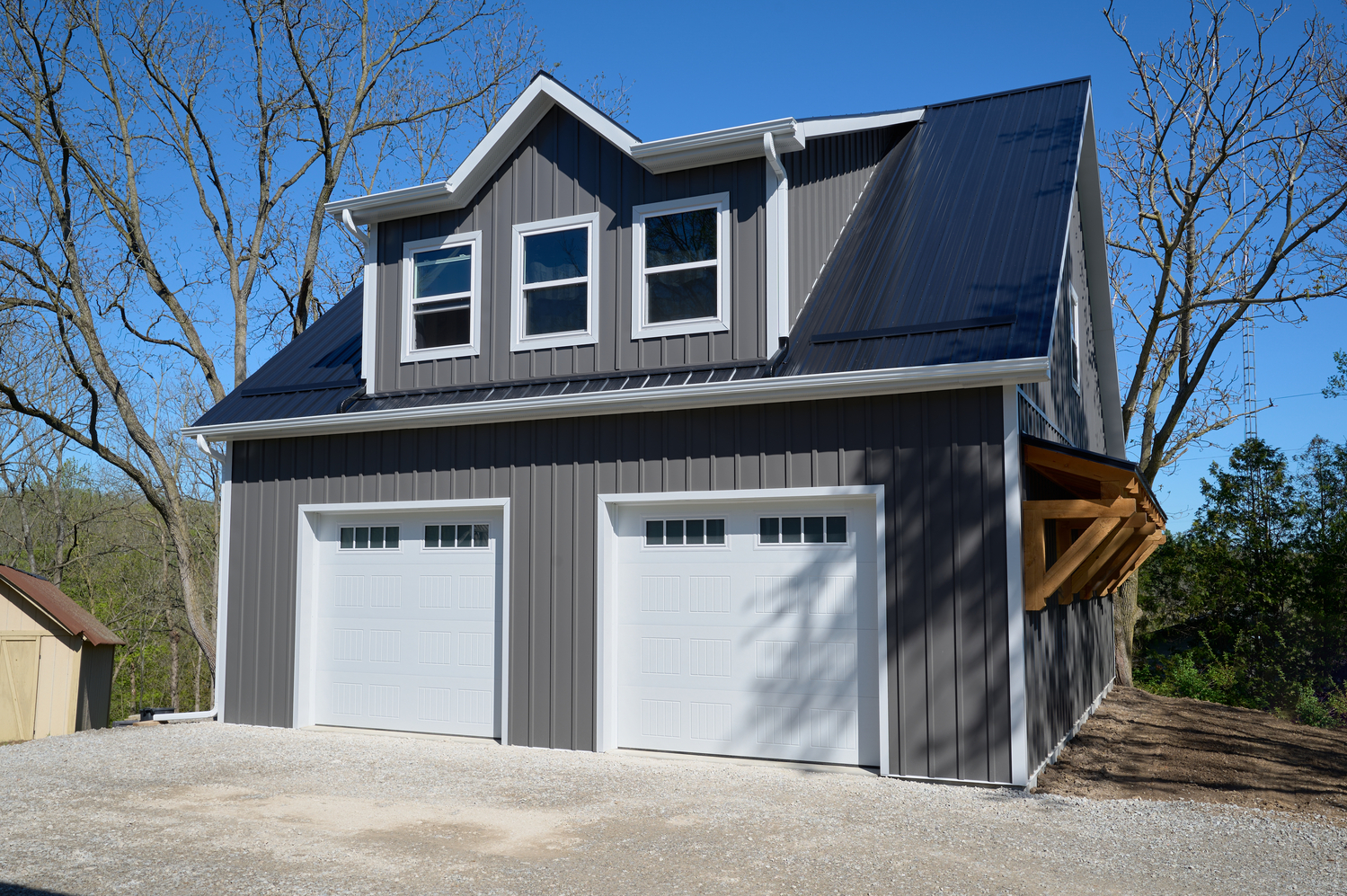 35' x 30' 1.5-Storey Garage, Pelham